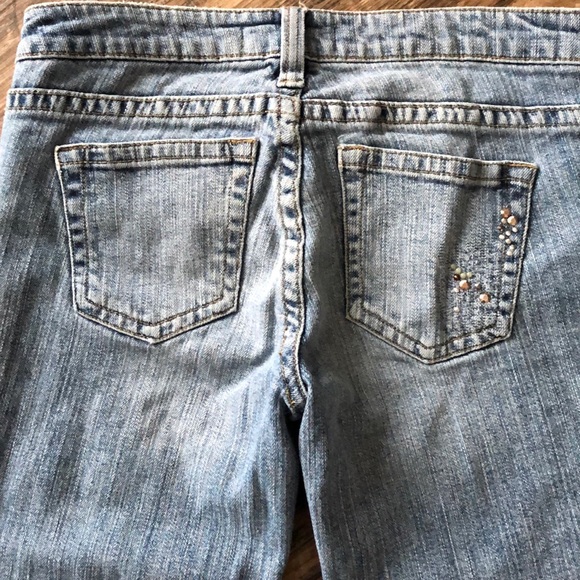 L.E.I. Stretch denim capris - Picture 12 of 14